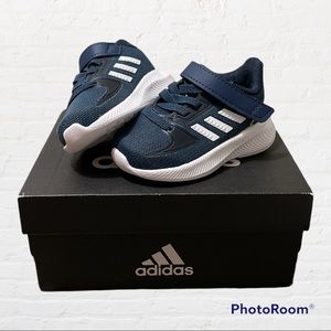 Adidas infant running sneakers
